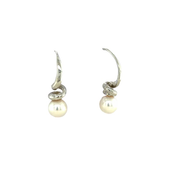 Mikimoto, 18 Karat White Gold and Cultured Pearl Earrings For Sale - Image 4 of 5