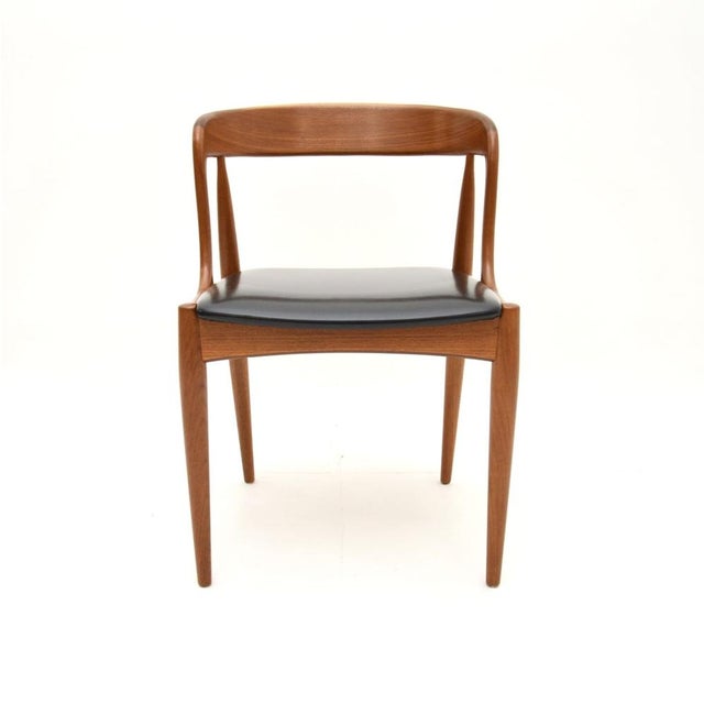 Vintage Danish Teak Dining Chairs from Johannes Andersen, 1960s, Set of 8 For Sale - Image 4 of 11