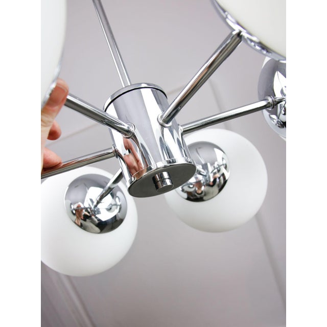 Space Age Italian Sputnik Chrome and Opaline Chandelier, 1970s For Sale - Image 15 of 18