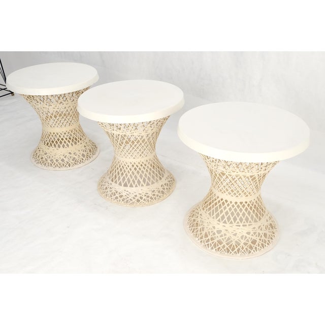 Set 3 Spun Fiberglass Molded Stone Textured 21" Round Top End Side Table Woodard For Sale - Image 11 of 16