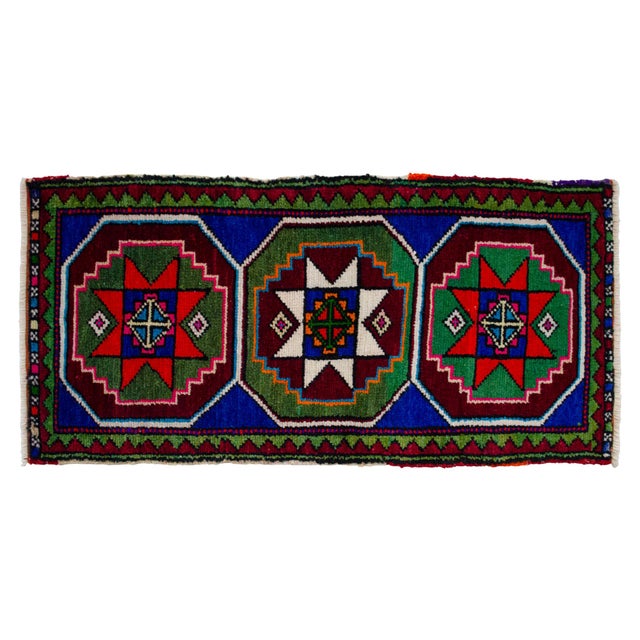 Textile Hand Knotted Oushak Rug. Colorful Rug, Bath Mat, Laundry Decor 1'5" X 3' For Sale - Image 7 of 9