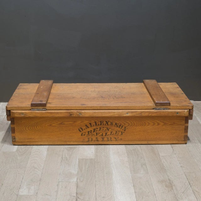 Early 20th C. Farmers Market Trunk C.1940 For Sale - Image 9 of 9