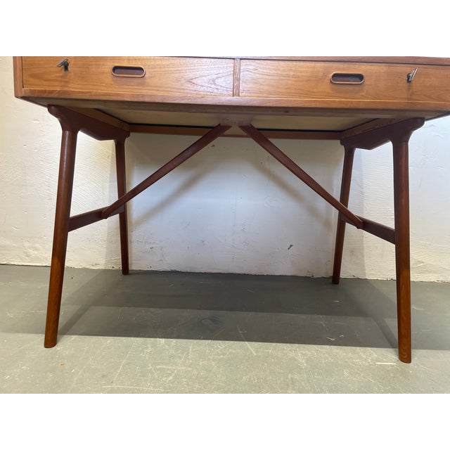 Danish Teak Desk by Arne Wahl Iversen for Vinde Möbelfabrik, 1960 For Sale - Image 17 of 18