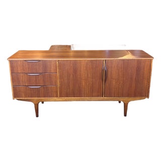 Apartment Size Mid Century Modern Teak Credenza by McIntosh, Uk c.1960 For Sale