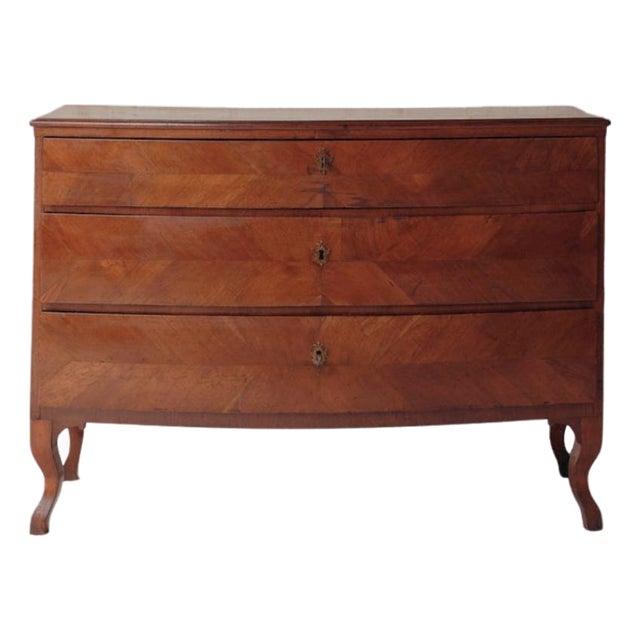 18th Century French Walnut Chest of Drawers For Sale