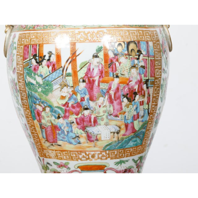 Early 19th Century Chinese Rose Medallion Canton Baluster Vase circa 1800 Mounted as a Table Lamp For Sale - Image 11 of 12