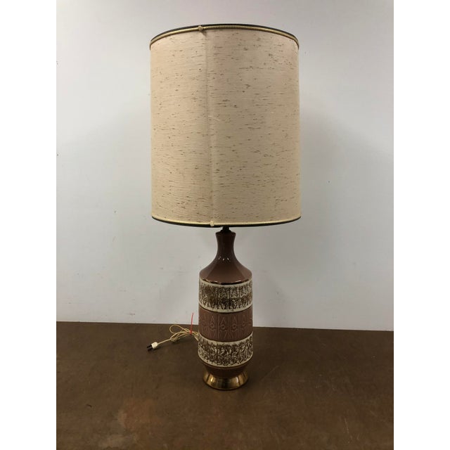 Vintage Mid Century Modern Brown Ceramic Table Lamp With Drum