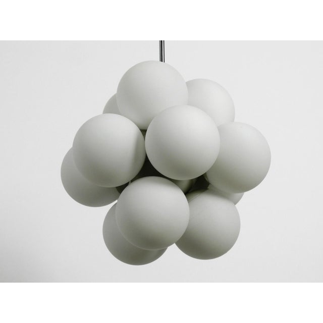 Metal Space Age Atomic Metal Ceiling Lamp with 12 Glass Spheres in Light Gray from Kaiser Leuchten For Sale - Image 7 of 13