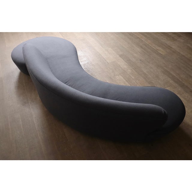 Vintage Serpentine Sofa in Velvet by Vladimir Kagan, 1999 For Sale - Image 4 of 17