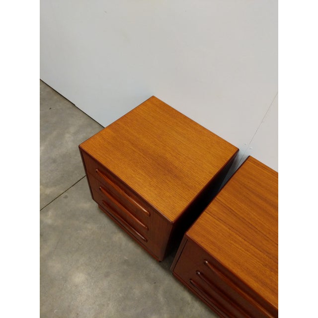 Pair of Vintage G Plan Fresco Mid Century Modern Teak Nightstands / Low Chests For Sale In New York - Image 6 of 9