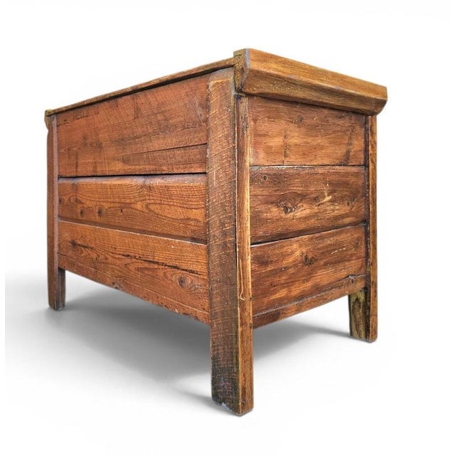Blanket Storage Chest in Pine Wood For Sale - Image 10 of 14