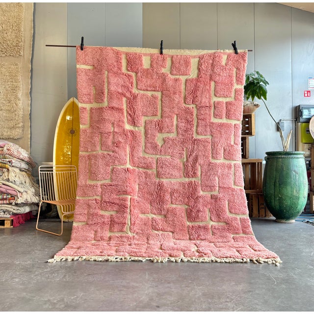 Pink Handmade Beni M'rirt Rug – 200 × 300 cm (6.5 × 9.8 ft) Bring texture and contemporary Moroccan character into your...