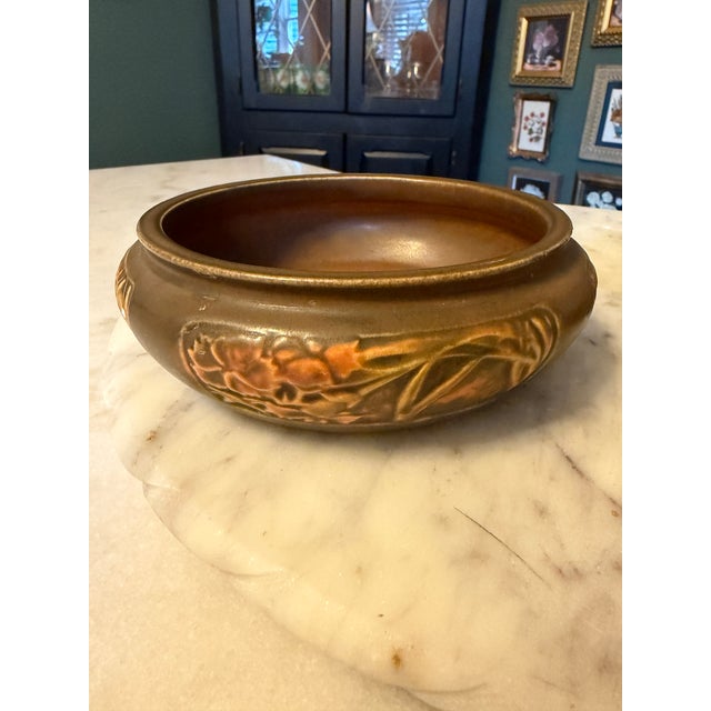 Roseville Pottery Antique 2pc Roseville Rosecraft Panel Pottery 6.5" & 5" Console Bowl - A Pair For Sale - Image 4 of 13