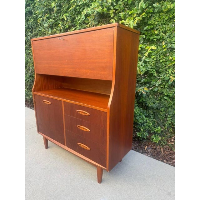 Brown Mid Century Modern Jentique Secretary/ Writing Desk/ Bureau 1960s For Sale - Image 8 of 11