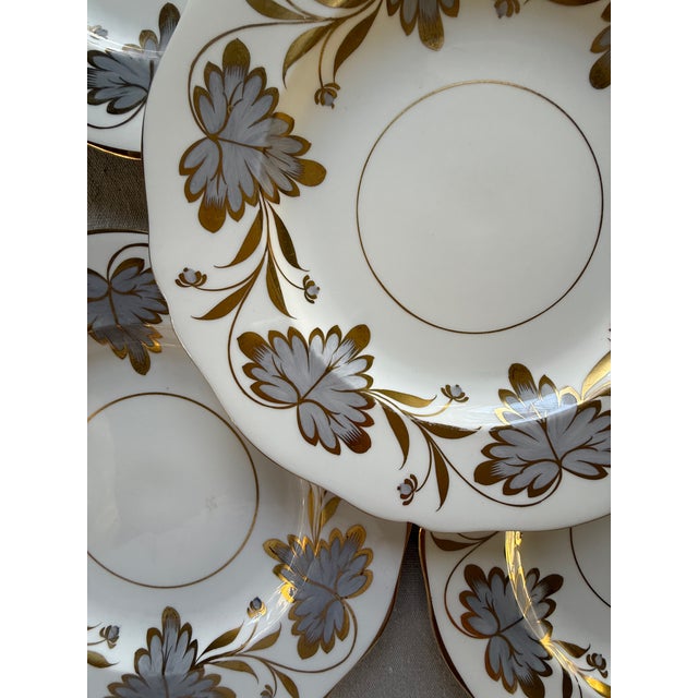 Antique Grosvenor Rosslyn Dinner Plates Set of Six 10.75 Inch English Bone China For Sale - Image 9 of 11