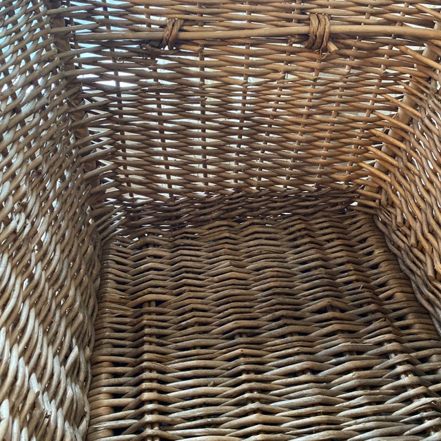 Antique Grand Size French Wicker Mill Basket For Sale In Dallas - Image 6 of 11