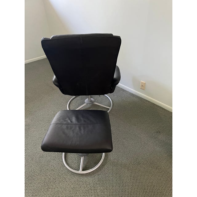 Mid-Century Modern Vintage 1999 Ikea "Malung" Leather Lounge Chair and Ottoman For Sale - Image 3 of 4