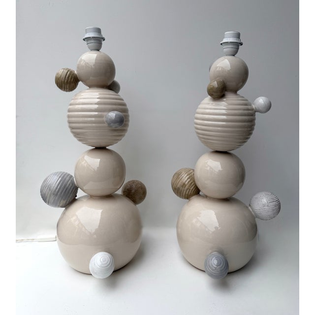 Pair of table or bedside Atomo lamps in natural colore ceramic terracotta by the Italian artist design Antonio Cagianelli....