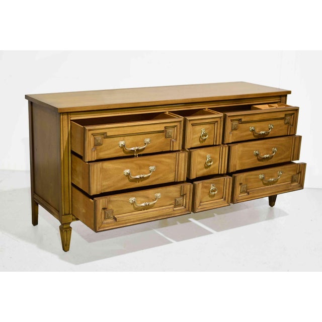 Mid Century Transitional 9-Drawer Dresser With Brass Hardware by Thomasville For Sale In Chicago - Image 6 of 14