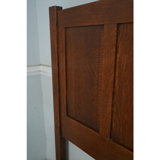 Stickley King Size Mission Oak Arts & Crafts Panel Bed For Sale In Philadelphia - Image 6 of 15