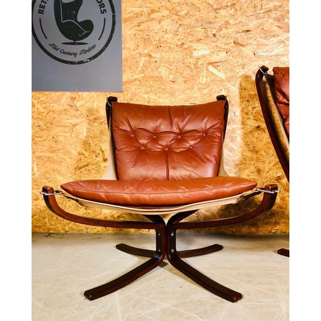 Vintage Leather Lowback and Highback Falcon Chairs by Sigurd Resell, Set of 2 For Sale - Image 4 of 12