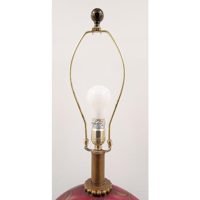 Wood Vintage English Chinoiserie Hexagonal Hand-Painted Table Lamp For Sale - Image 7 of 7