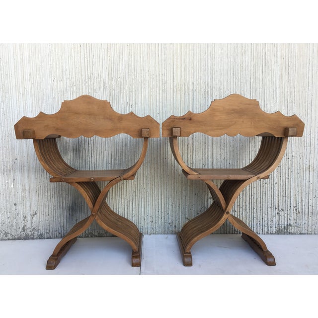 Brown 19th Century Carved Walnut Folding Scissors Savonarola Bench/Settee For Sale - Image 8 of 13