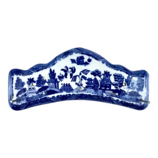 Vintage Blue Willow Transferware Wall Rack Key Holder With Metal Pegs For Sale