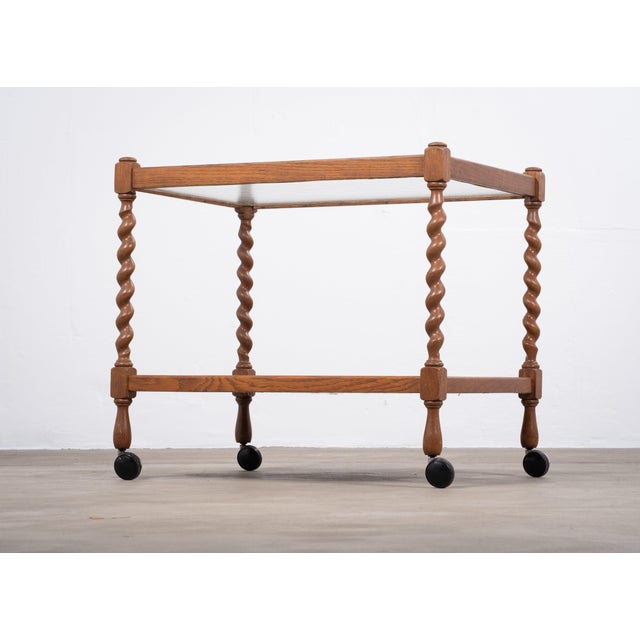English Tea Bar Cart in Oak with Twisted Legs and Glass Top, 1950s For Sale - Image 4 of 8