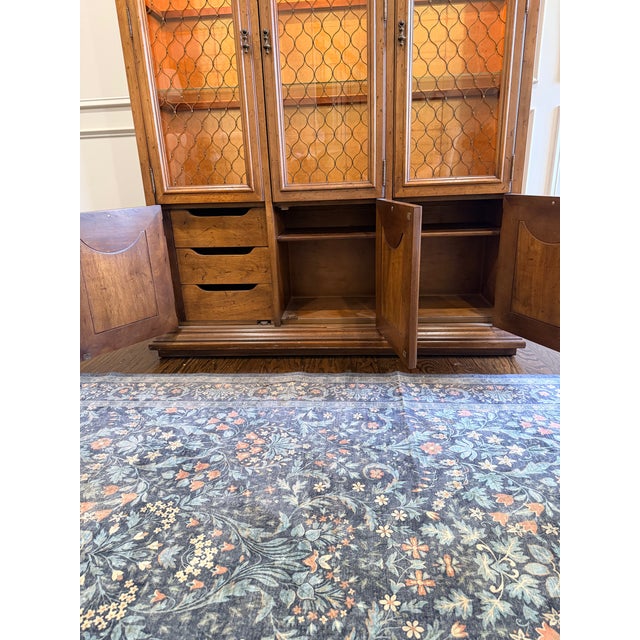 1970s Henredon Walnut Lighted China Cabinet 3-Door French Provincial Style For Sale - Image 12 of 16
