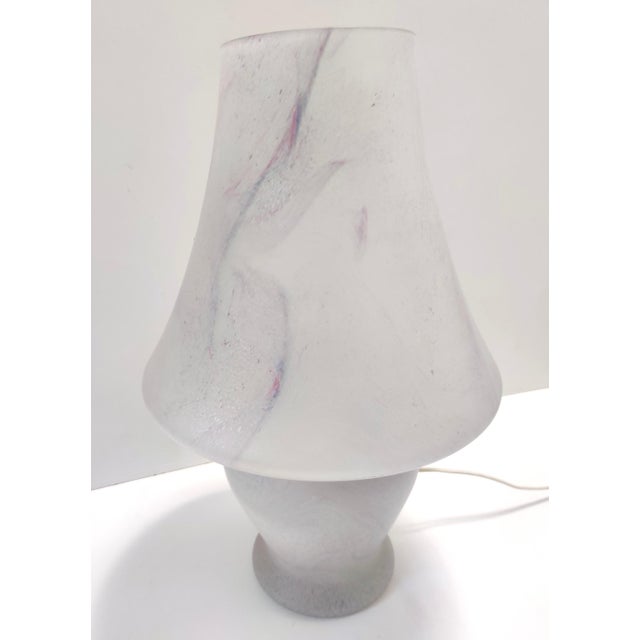 Vintage Italian White Murano Glass Table Lamp with Pink Marble Effect, 1970s For Sale - Image 11 of 16
