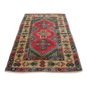 1980s Turkish Hand-Knotted Rug Wool Rug - 4'6" X 6'9"