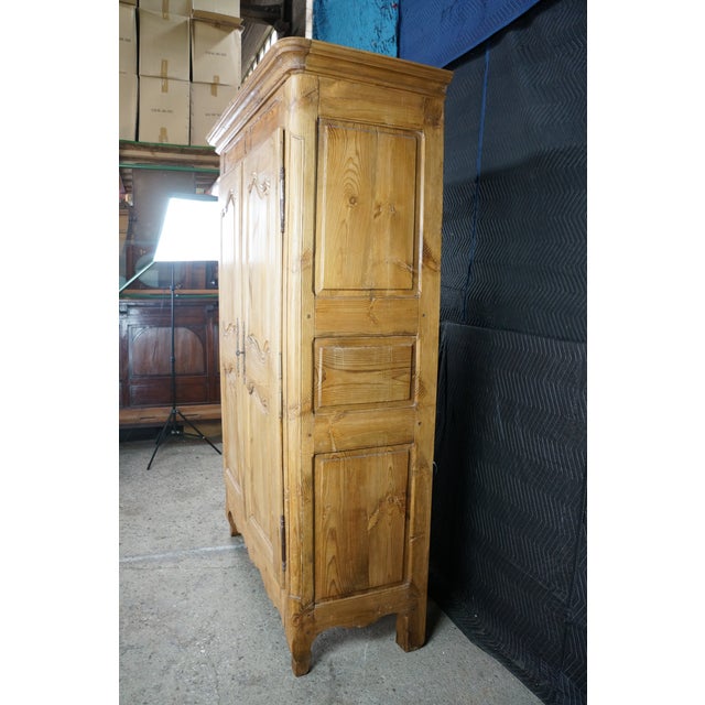Antique 19th C. French Provincial Louis XV Pine Wardrobe Armoire Media Cabinet For Sale - Image 17 of 17