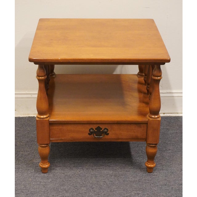 American Ethan Allen Heirloom Nutmeg Maple Colonial Early American 23" Accent End Table 10-8545 For Sale - Image 3 of 11