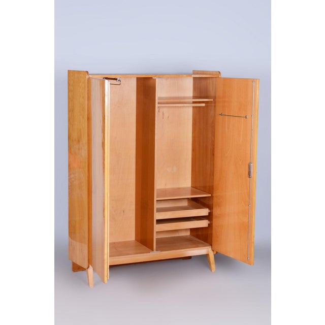 Mid-Century Modern Wardrobe in Ash by Tatra Pravenec, Czech, 1950s For Sale - Image 11 of 17