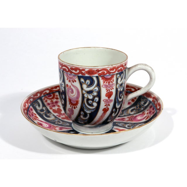 Dr. Wall Worcester 18th-Century First Period Worcester Porcelain Queen Charlotte Pattern Large Coffee Cup and Saucer For Sale - Image 4 of 14