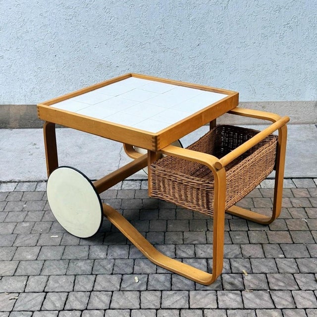Model 900 Serving Trolley by Alvar Aalto for Artek, 1960 For Sale - Image 11 of 11
