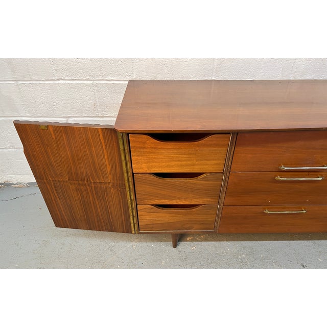 Wood Young Manufacturing Mid-Century Modern Walnut Lowboy Dresser, Attributed For Sale - Image 7 of 13
