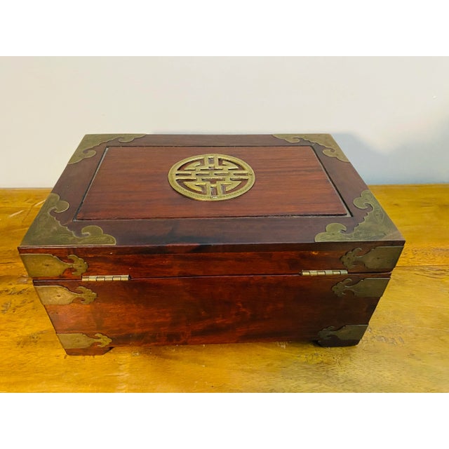 1970s Chinese Chinoiserie Brass Mounted Rosewood Jewelry Box For Sale - Image 4 of 12