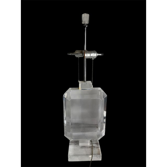 Mid-Century Modern Les Prismatiques Acrylic Chrome Table Lamp France For Sale - Image 3 of 13