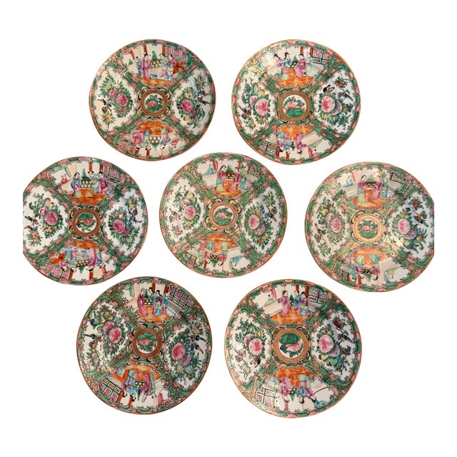 Vintage Set of 7 Famille Rose Plates For Sale