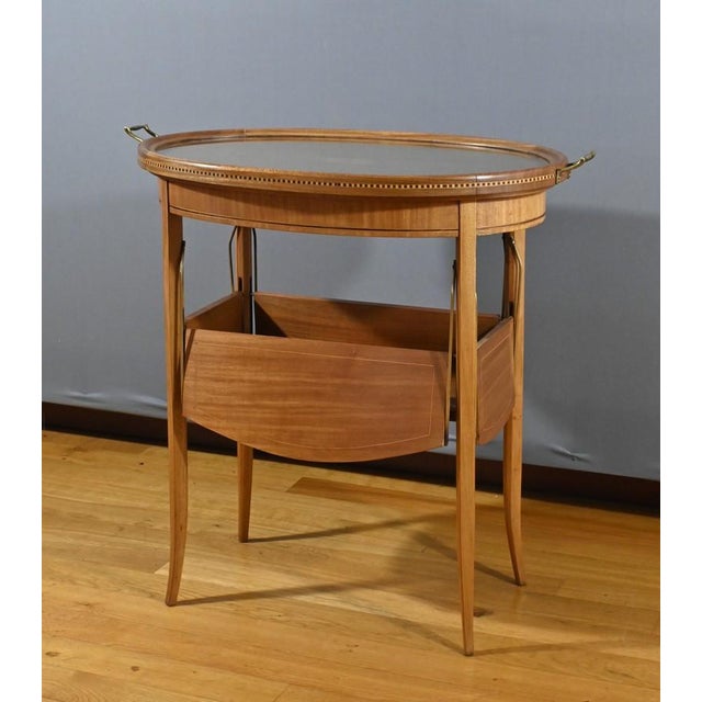 Vintage Art Deco Tea Table in Blond Mahogany, 1920 For Sale - Image 4 of 18