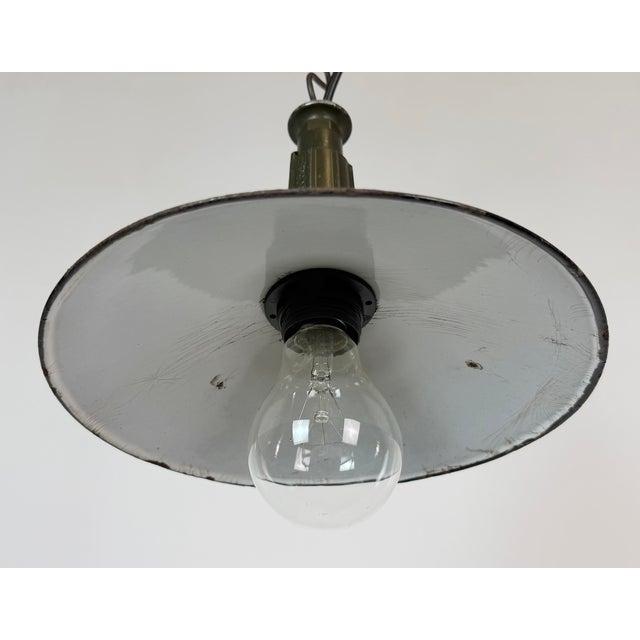 Industrial Green Enamel Military Pendant Lamp with Cast Aluminium Top, 1960s For Sale - Image 6 of 18