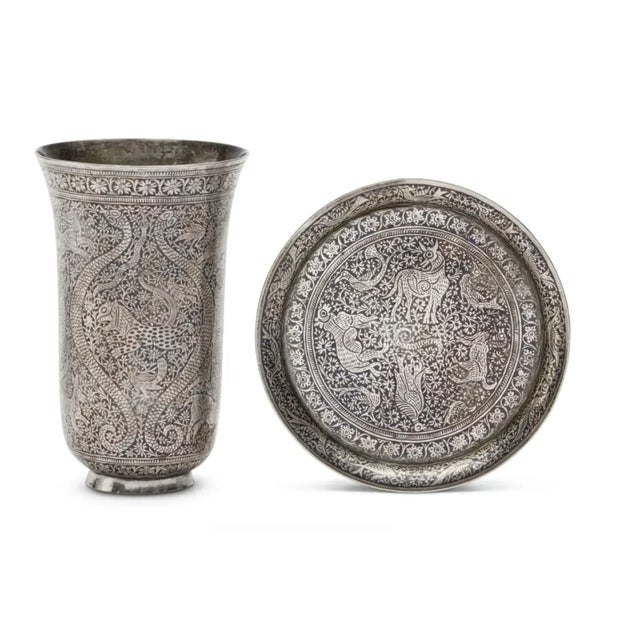 Indian An Exceptional Indian Solid Silver Niello Beaker and Saucer, Circa 1800 For Sale - Image 3 of 7