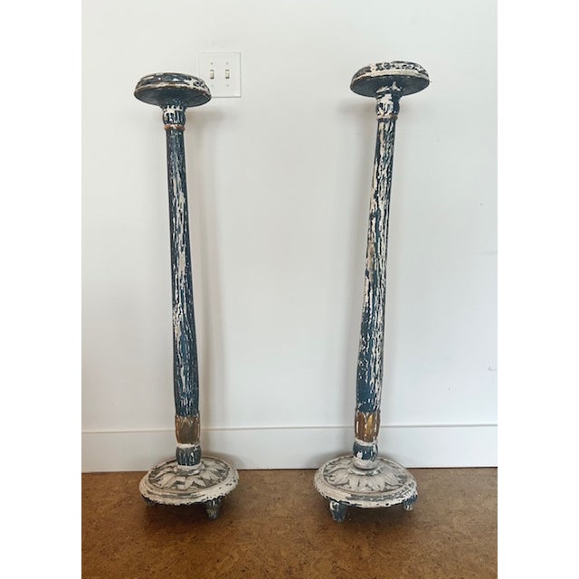 Shabby Chic Vintage Distressed Painted Plant Stand Columns - a Pair For Sale - Image 3 of 12
