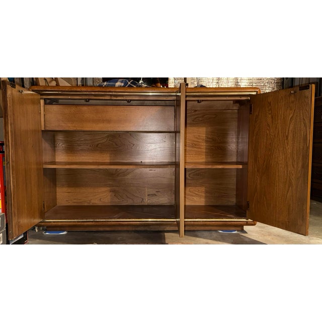 Authentic Vintage 1960s Mid-Century Modern / Hollywood Regency Style Buffet-Server/Credenza, by American of Martinsville For Sale In Tulsa - Image 6 of 8