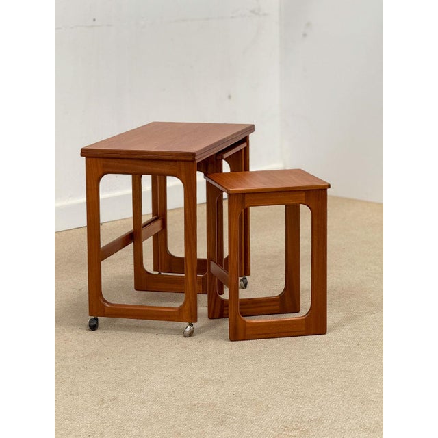 Mid-Century Modern Metamorphosis Nesting Tables from McIntosh, 1960s, Set of 3 For Sale - Image 3 of 8
