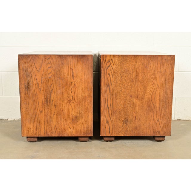 Henredon Mid-Century Modern Campaign Oak Nightstands, Pair For Sale - Image 13 of 15