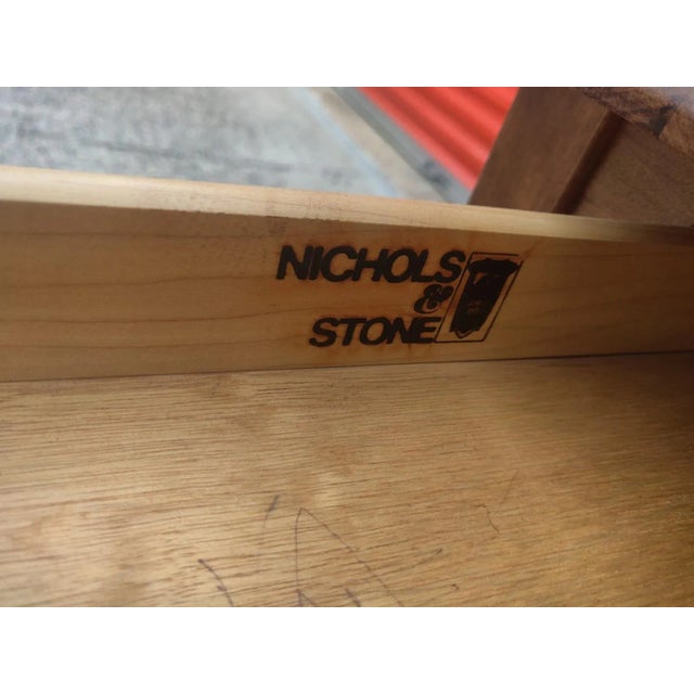 Traditional 20th Century Traditional Nichols & Stone Mahogany End Table RDV For Sale - Image 3 of 7