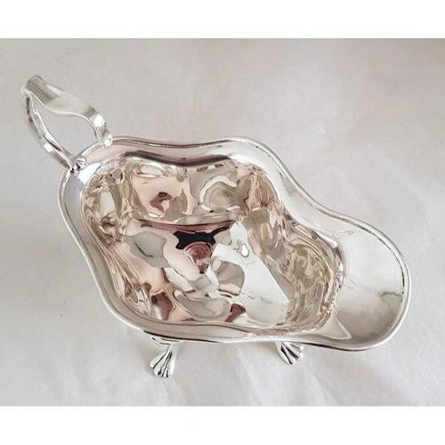 Gold Antique Edwardian Sterling Silver Sauce Boat from Walker & Hall, 1907 For Sale - Image 8 of 18